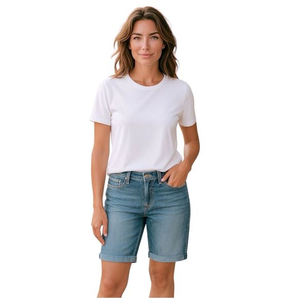 Signature by Levi Strauss Pants - Levi Strauss Women's Mid-Rise Bermuda Shorts Size 6